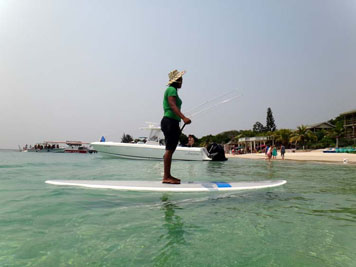 Roatan water play